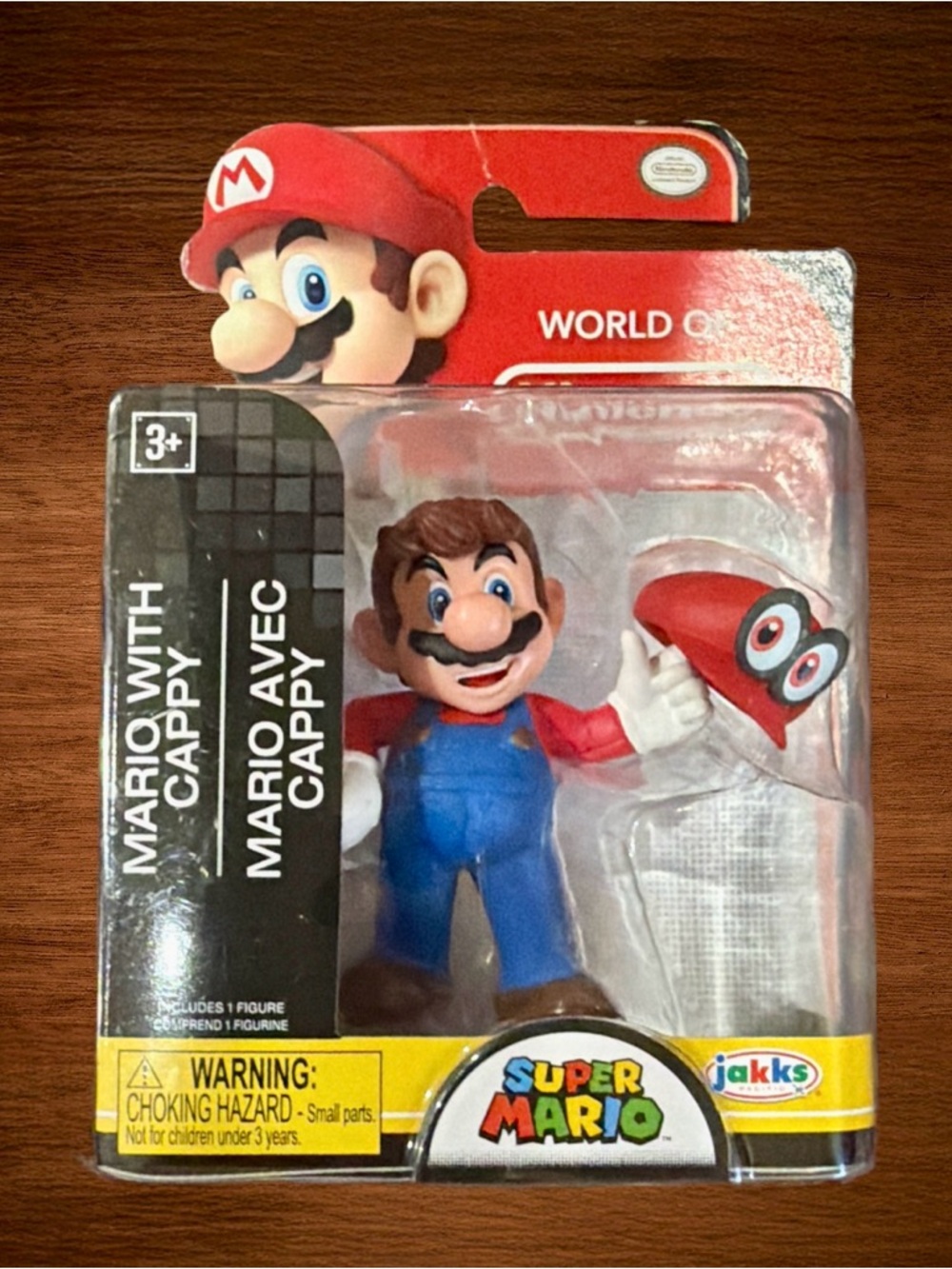 WORLD OF NINTENDO MARIO W/ CAP FIGURE COLLECTIBLE TOY. SÚPER MARIO JAKKS 2”